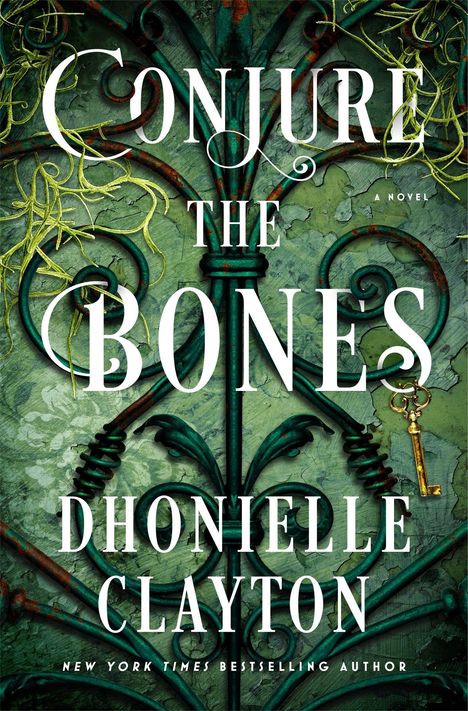 „CONJURE THE BONES“, Dhonielle Clayton. Ein verziertes schmiedeeisernes Tor mit Ranken, Schlüssel hängt daran.