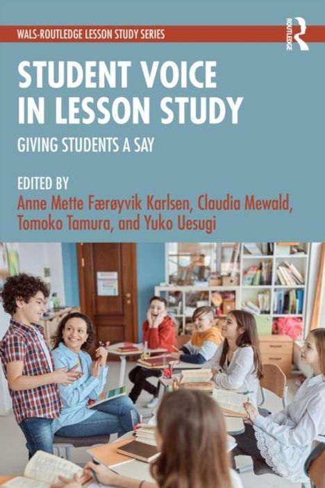 Text: "Student Voice in Lesson Study: Giving Students a Say." Bearbeitet von mehreren Autoren. Schüler in einer Bibliothek.