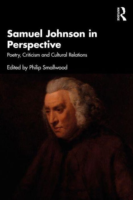 "Samuel Johnson in Perspective" und "Edited by Philip Smallwood". Porträt eines Mannes mit lockigem Haar in dunkler Kleidung.