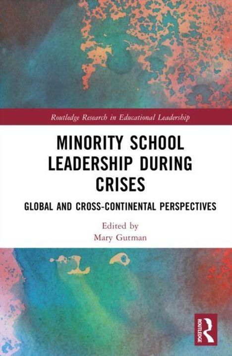 Titel: "Minority School Leadership During Crises". Ein abstraktes Design mit orangen und blauen Farbverläufen.