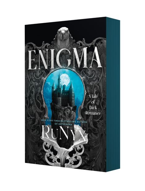 „ENIGMA“, „A Tale of Dark Romance“. Darunter ein Schlossbild im Vollmond, verziert mit dunklen, verschnörkelten Motiven.