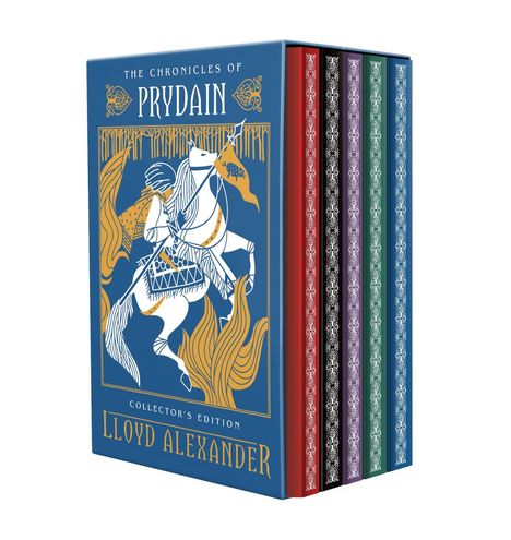 "THE CHRONICLES OF PRYDAIN" oben, darunter Illustration: ein Ritter auf einem Pferd mit einer Flagge, gold-blaues Design.