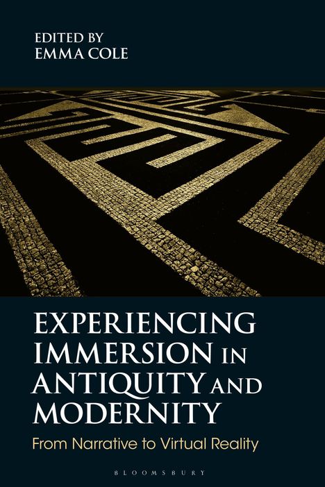 Text: "Experiencing Immersion in Antiquity and Modernity." Bild mit goldenen Mosaikstein-Mustern auf dunklem Hintergrund.