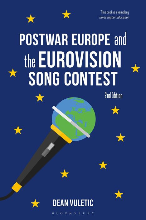 „POSTWAR EUROPE and the EUROVISION SONG CONTEST“, Illustration eines Mikrofons mit Erdkugel, umgeben von gelben Sternen.