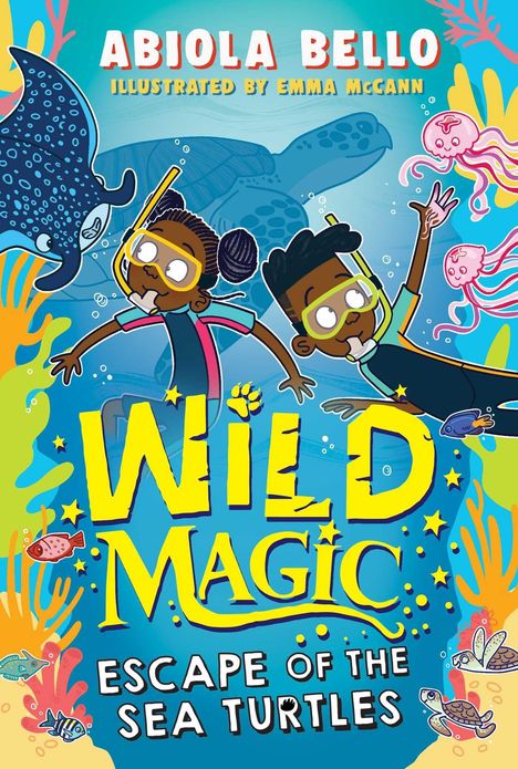 „Wild Magic: Escape of the Sea Turtles“, zwei Kinder tauchen fröhlich im Meer, umgeben von Meereslebewesen.