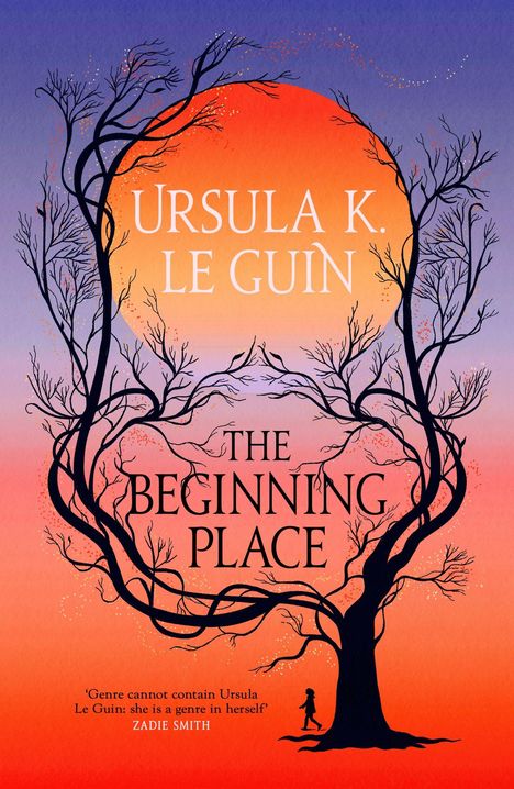 „Ursula K. Le Guin, The Beginning Place.“ Silhouette eines Baumes vor einem leuchtenden Sonnenhintergrund.