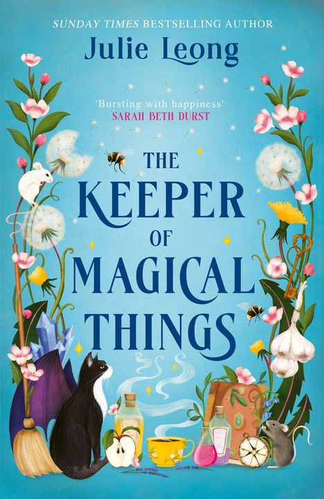 Titel: "The Keeper of Magical Things". Bunte Illustration mit Blumen, Tieren, Büchern und magischen Objekten.