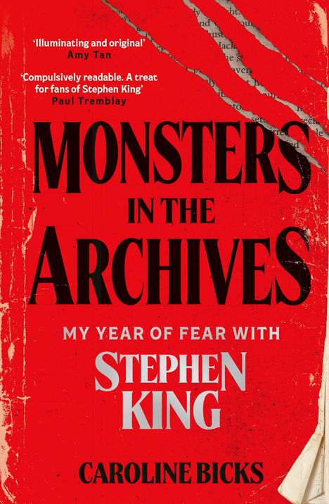 **"MONSTERS IN THE ARCHIVES"**: Rote, abgenutzte Oberfläche mit zerrissenem Papphintergrund.