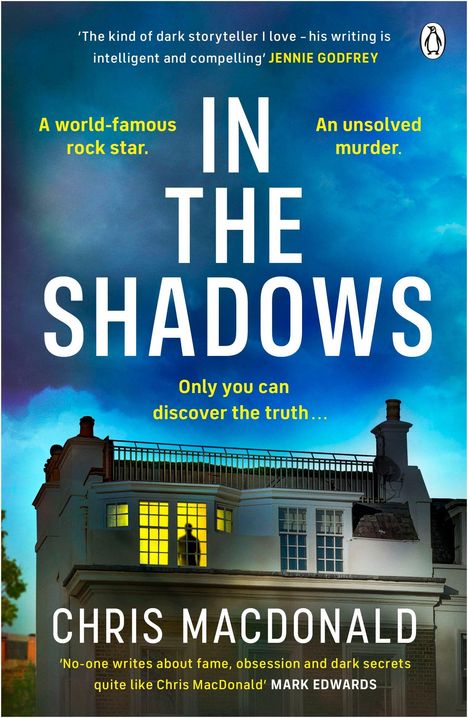 "In The Shadows" von Chris MacDonald, gelbes Zitat, blau-grüner Himmel, beleuchtetes Fenster mit Silhouette, Pinguin-Logo oben rechts.