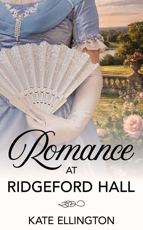„Romance at Ridgeford Hall, Kate Ellington“. Frau in blauem Kleid mit Fächer im Landschaftsgarten.
