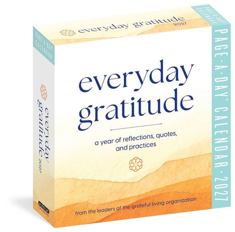 "Everyday gratitude 2027" ist auf einem Kalender in hellen, warmen Farben mit einem stilisierten Blumenmuster zu sehen.