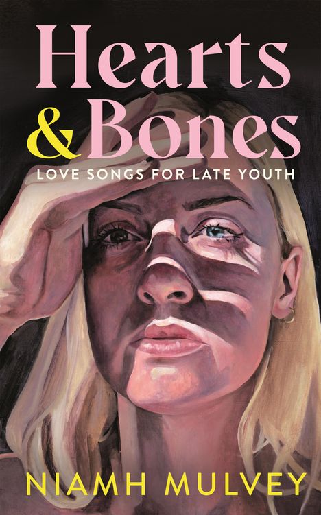 Niamh Mulvey: Hearts and Bones, Buch