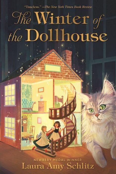 "The Winter of the Dollhouse" von Laura Amy Schlitz. Eine Illustration eines Puppenhauses und eine große Katze im Vordergrund.