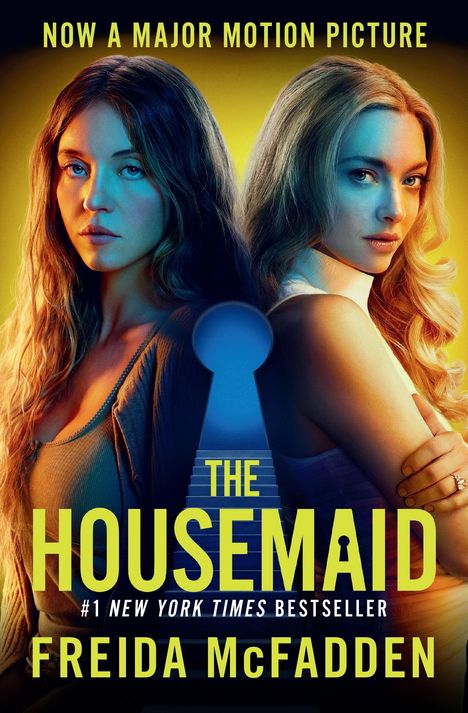 "Now a Major Motion Picture. The Housemaid. #1 New York Times Bestseller. Freida McFadden." Zwei Frauen, intensives Licht.