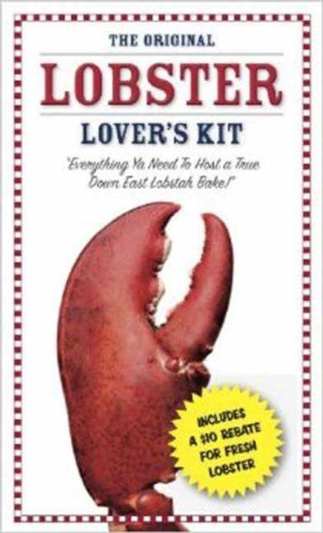 Texte: "THE ORIGINAL LOBSTER LOVER'S KIT", "Everything Ya Need To Host a True Down East Lobstah Bake!" Ein Hummerzange und gelber Stern.