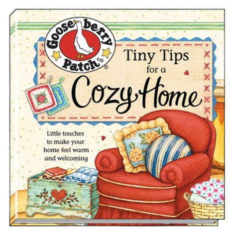 Logo „Gooseberry Patch“. Text: „Tiny Tips for a Cozy Home“. Illustration einer gemütlichen Wohnzimmerszene.