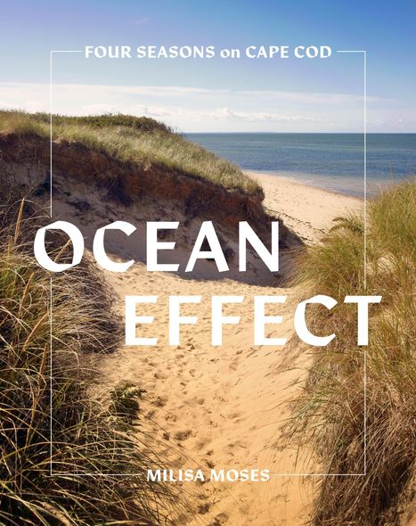 **Text:** FOUR SEASONS on CAPE COD, OCEAN EFFECT, MILISA MOSES. **Szene:** Strandweg zwischen Dünen mit Meer im Hintergrund.
