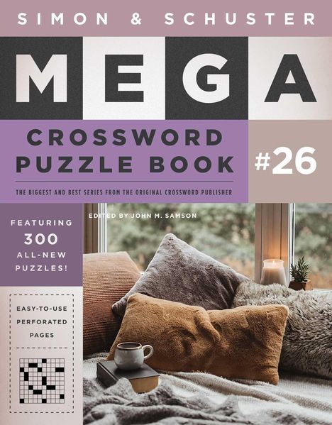"Sᴏ̈ɴ & Sᴄʜᴜsᴛᴇʀ MEGA Crossword Puzzle Book #26. Featᴜʀɪɴɢ 300 Aʟʟ-ɴᴇᴡ Pᴜᴢᴢʟᴇs!" Gemütliches Sofa, Kissen, Buch, Tasse.