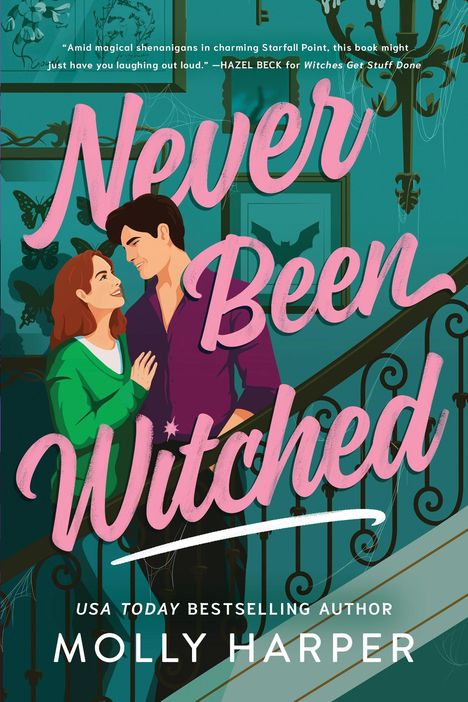 „Never Been Witched“ in rosa Schrift. Illustration: Eine Frau lächelt einen Mann an, Treppe im Hintergrund.