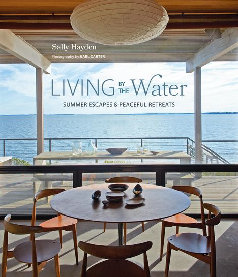 Sally Hayden: Living by the Water, Buch