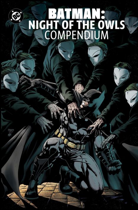 BATMAN: NIGHT OF THE OWLS COMPENDIUM. Eine dramatische Illustration zeigt Batman, umzingelt von maskierten Gegnern.