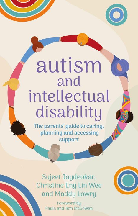 "Accessing Autism Support: A Guide for Families. Sujeet Jaydeokar, Dr Christine Eng Lin Wee & Maddy Lowry." Oben ein Hirsch-Logo.