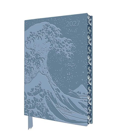 2027. Ein geprägtes Wellenmotiv inspiriert von traditioneller japanischer Kunst auf einem Buchdeckel.