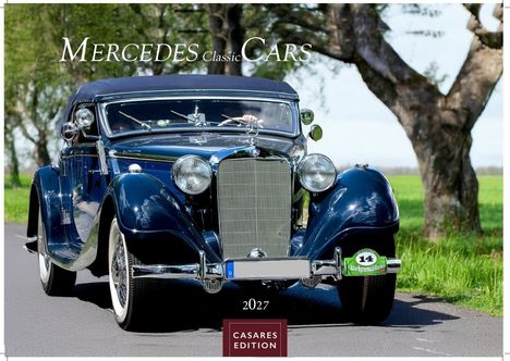 Text: "Mercedes Classic Cars", "2027", "CASARES EDITION". Altes dunkelblaues Auto auf Landstraße, Bäume im Hintergrund.