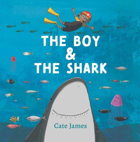 Text: "THE BOY & THE SHARK" und "Cate James". Illustration eines Jungen im Wasser mit Schnorchel neben einem Hai.