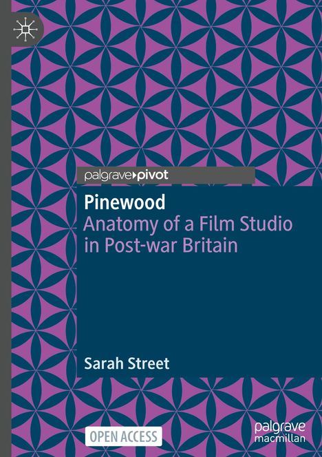 Sarah Street: Pinewood, Buch