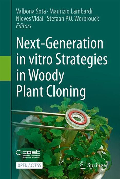 „Next-Generation in vitro Strategies in Woody Plant Cloning“, Pflanzen in einem Becherglas mit einer Pinzette.