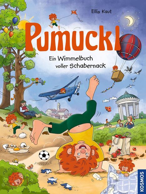 "Pumuckl" in großer Schrift, darunter "Ein Wimmelbuch voller Schabernack". Viele Pumuckls treiben im Freien Schabernack.