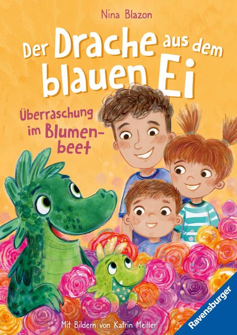 Oben: "Nina Blazon". Titel: "Der Drache aus dem blauen Ei". Untertitel: "Überraschung im Blumenbeet". Illustration: Zwei Kinder, ein großer und ein kleiner Drache in einem bunten Blumenfeld. Ravensburger-Logo an der Ecke.
