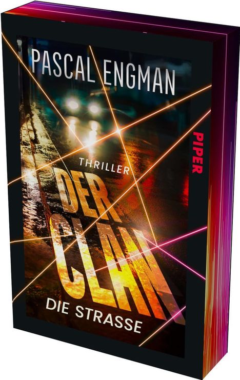 Text: "Pascal Engman", "Thriller", "Der Clan", "Die Strasse", "Piper". Cover in dunklen Tönen mit Lichtstreifen.