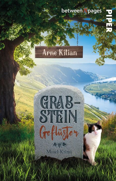 "Grabstein Geflüster: Mosel-Krimi. Arne Kilian." Ein Grabstein in grüner Landschaft, daneben eine Katze.