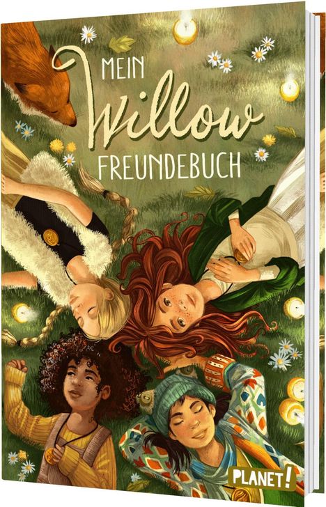 „Mein Willow Freundebuch“ steht in großen Buchstaben. Kinder liegen fröhlich auf einer Wiese mit Blumen und Kerzen.