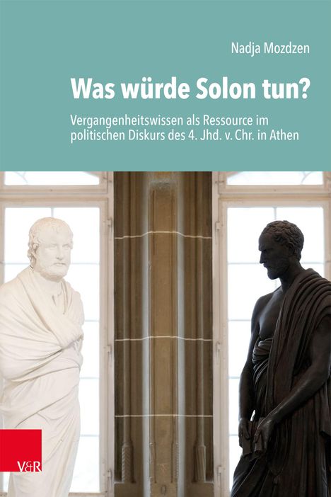 "Was würde Solon tun?" Nadja Mozdzen. Zwei Statuen: eine helle, eine dunkle, nebeneinander in einem historischen Raum.
