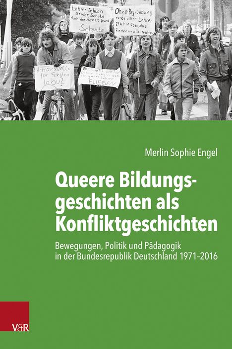 "Queere Bildungsgeschichten als Konfliktgeschichten" von Merlin Sophie Engel. Schwarzweiß-Foto einer Demonstration mit Kindern.