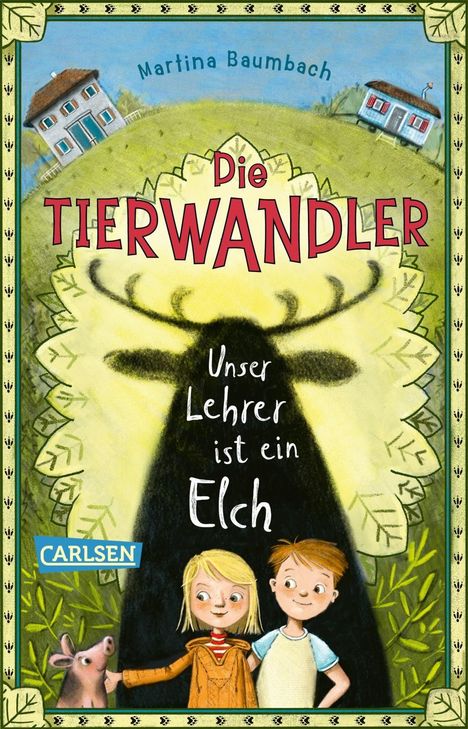 „Die Tierwandler: Unser Lehrer ist ein Elch“ steht über einer Illustration von Kindern und einem Elchschatten.