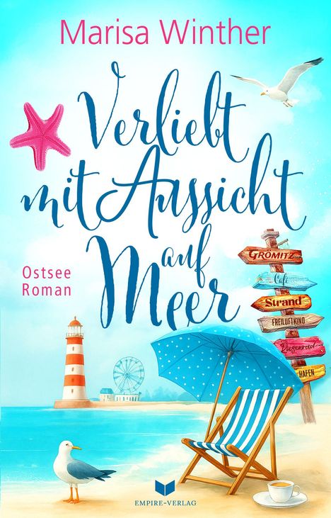 „Verliebt mit Aussicht auf Meer“, ein Ostsee-Roman von Marisa Winther. Sommerliche Küstenszene mit Leuchtturm.