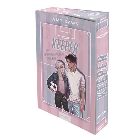 Buchcover mit dem Titel "Keeper: Ein leidenschaftlicher Spielzug". Zwei Personen mit einem Fußball, pastellfarbene Gestaltung.