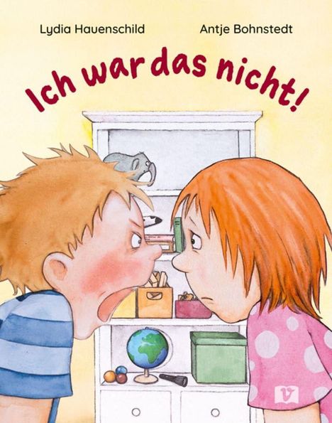 Text: Lydia Hauenschild, Antje Bohnstedt, Ich war das nicht! Illustration: Zwei Kinder streiten sich vor einem Regal.