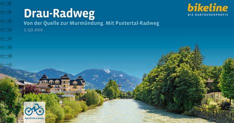 "Drau-Radweg. Von der Quelle zur Mündung. Mit Pustertal-Radweg 1:50.000" und „bikeline DIE RADTOURENPROFIS“. Fluss, Gebäude, Berge.