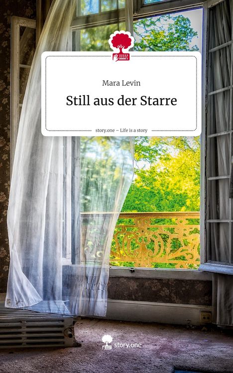 „Mara Levin, Still aus der Starre, story.one – Life is a story.“ Offenes Fenster mit Vorhang, draußen Bäume.