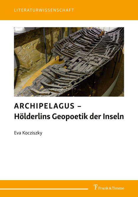 "ARCHIPELAGUS – Hölderlins Geopoetik der Inseln" von Eva Kocziszky. Ein altes Schiffswrack in einem Ausstellungsraum.