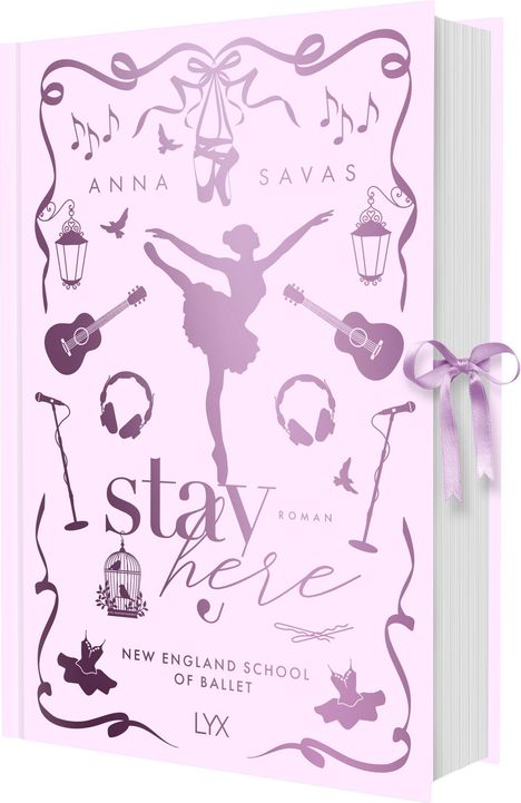 „stay here“, „ANNA SAVAS“, „ROMAN“, „NEW ENGLAND SCHOOL OF BALLET“, „LYX“. Silhouette einer Ballerina und Musiksymbole.