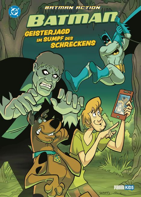 "BATMAN ACTION: GEISTERJAGD IM SUMPF DES SCHRECKENS." Batman schwingt durch einen Sumpf, Shaggy und Scooby-Doo schauen zu.