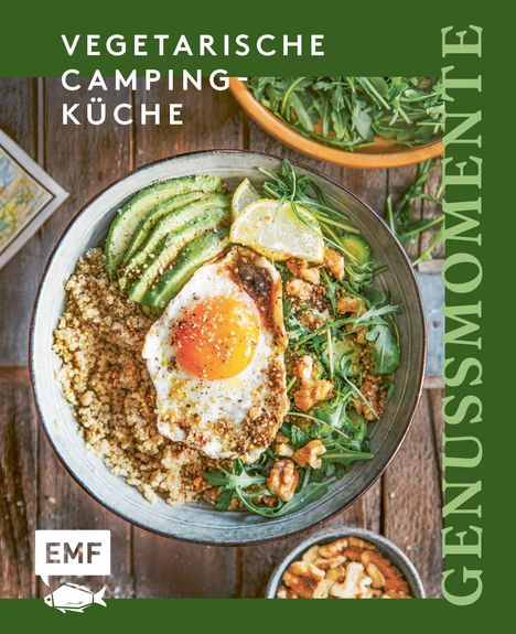 "Vegetarische Campingküche" und "Genussmomente" stehen auf grünem Hintergrund. Eine Bowl mit Ei, Avocado und Nüssen ist abgebildet.