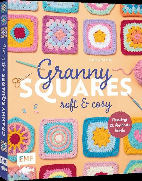 "Granny Squares soft & cosy" steht prominenter Text, umgeben von bunten Häkelquadraten, Garn, Häkelnadel und Schere.