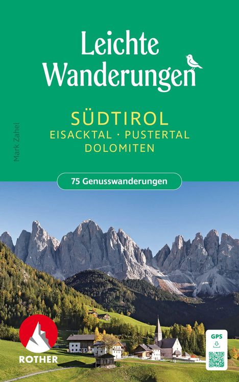 Leichte Wanderungen Südtirol. Malerische Berge mit grünen Feldern und einem Dorf im Vordergrund. ROTHER-Logo links.